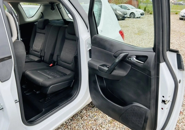 Opel Meriva cena 25600 przebieg: 171000, rok produkcji 2013 z Ostrołęka małe 277
